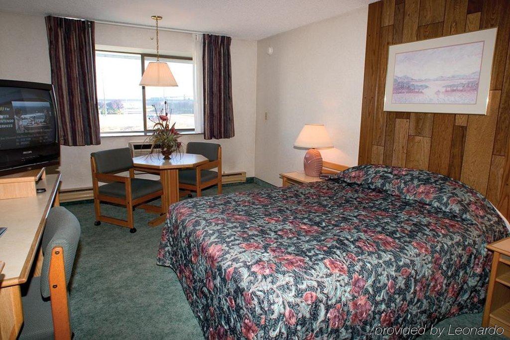 Nampa Inn & Suites Rom bilde